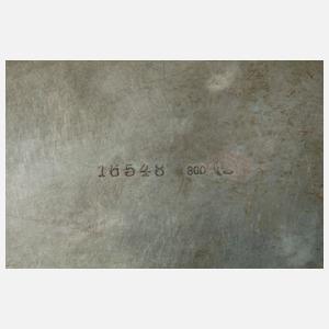 Sechs Silbertabletts