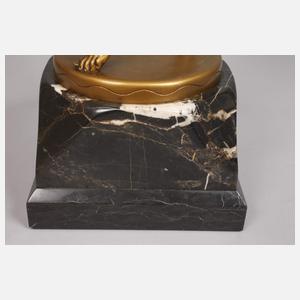 Prof. Otto Poertzel, Fledermaustänzerin