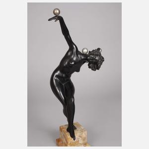 Claire Colinet, Kugeltänzerin