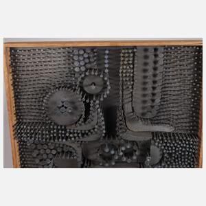 Dennis G. Barrington, Nagelskulptur