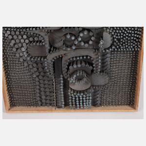 Dennis G. Barrington, Nagelskulptur