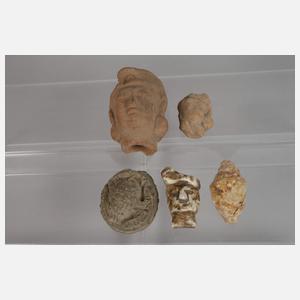 Konvolut Figurenfragmente