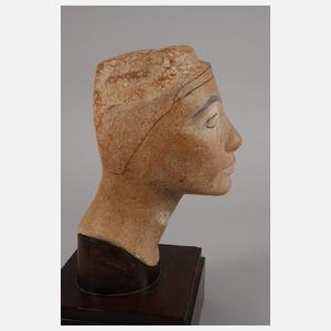 Drei Museumsrepliken