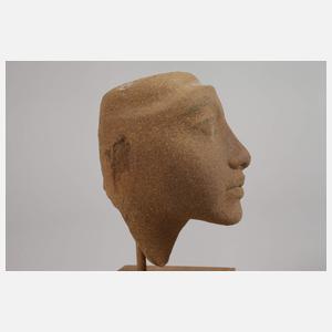 Drei Museumsrepliken