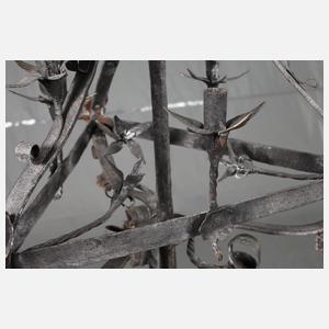 Großer Standkandelaber Schmiedeeisen