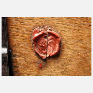 Sieben Transportkisten