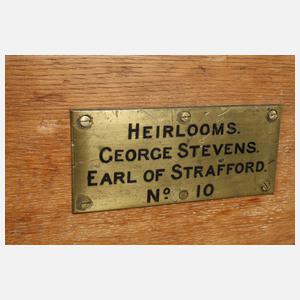 Sieben Transportkisten