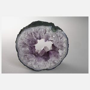 Zwei Amethystdrusen