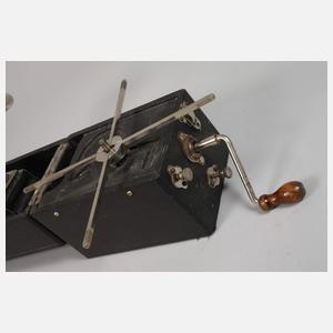 Kleines Koffergrammophon Peter Pan