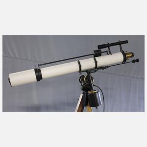 Astronomisches Fernrohr mit Zubehör
