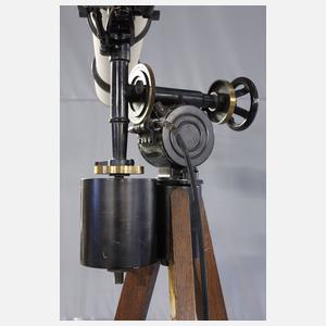 Astronomisches Fernrohr mit Zubehör