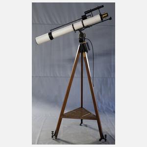 Astronomisches Fernrohr mit Zubehör