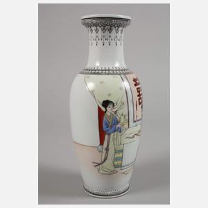 Vase mit figürlicher Szene