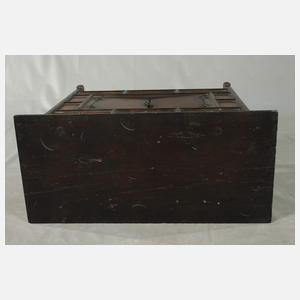 Kleine koreanische Morijang-Kommode