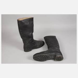 Konvolut Stiefel und Schuhe