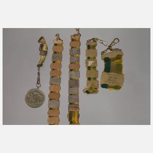 Fünf studentische Bierzipfel