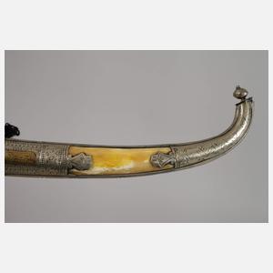 Drei orientalische Dolche