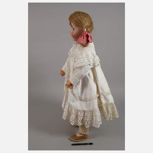 Kestner große Porzellankopfpuppe in Spitzenkleid