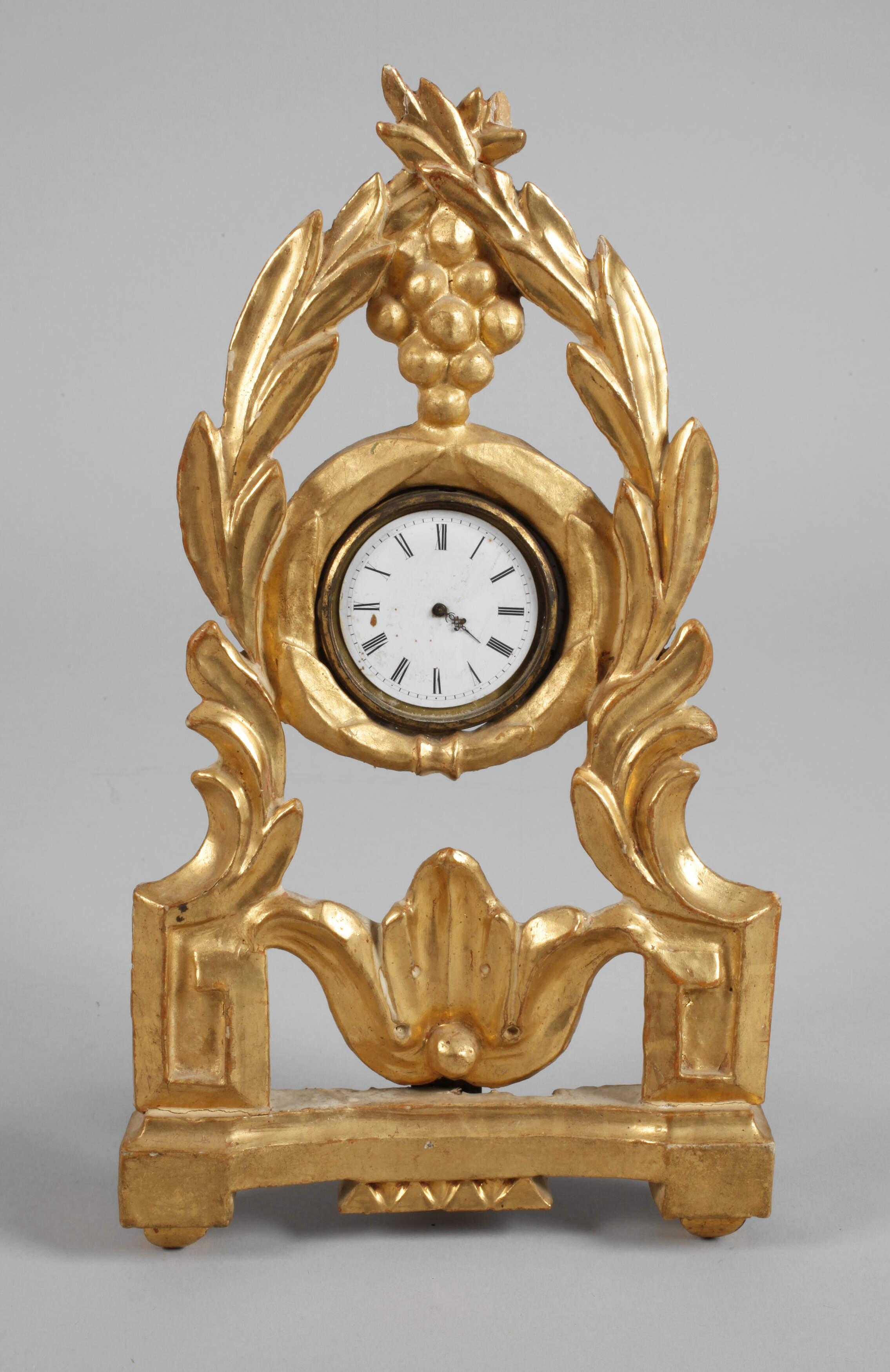 Geschnitzter Taschenuhrenständer