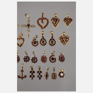 Großes Konvolut Granatanhänger