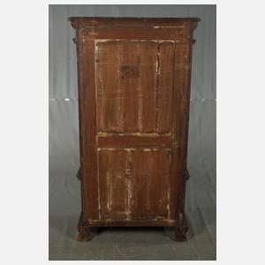 Vitrine im Renaissancestil