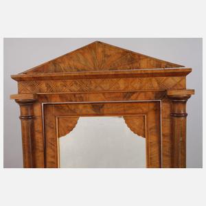 Biedermeier-Tischpsyche