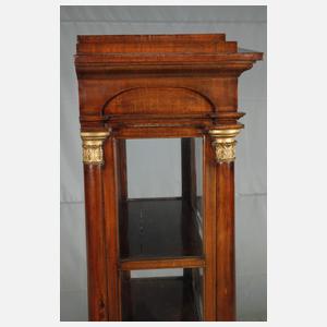 Feine Biedermeiervitrine