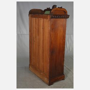 Außergewöhnlicher Notenschrank