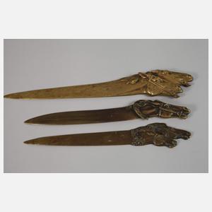 Sechs Brieföffner mit Tiermotiven