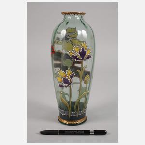 Vase mit Mohnblütendekor