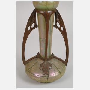 Kralik montierte Vase