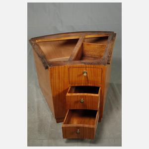 Außergewöhnlicher Schreibtisch