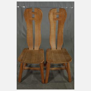 Esstisch und vier Stühle