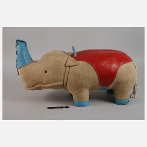 Großes Rupfentier als Nashorn