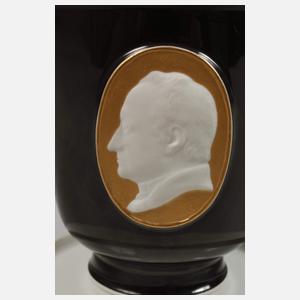 KPM Berlin/Burg Giebichenstein "Goethe-Becher"