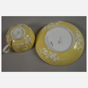 Meissen Tasse Kirschblütenrelief/Kauffahrteiszene