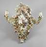 Meissen dreiarmiger "Wandleuchter mit Amorette"