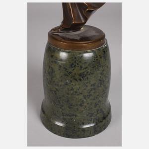 Hans Schwegerle, Tänzerin