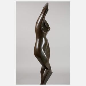 nach Alexander Archipenko, "Frau, ihr Haar kämmend"