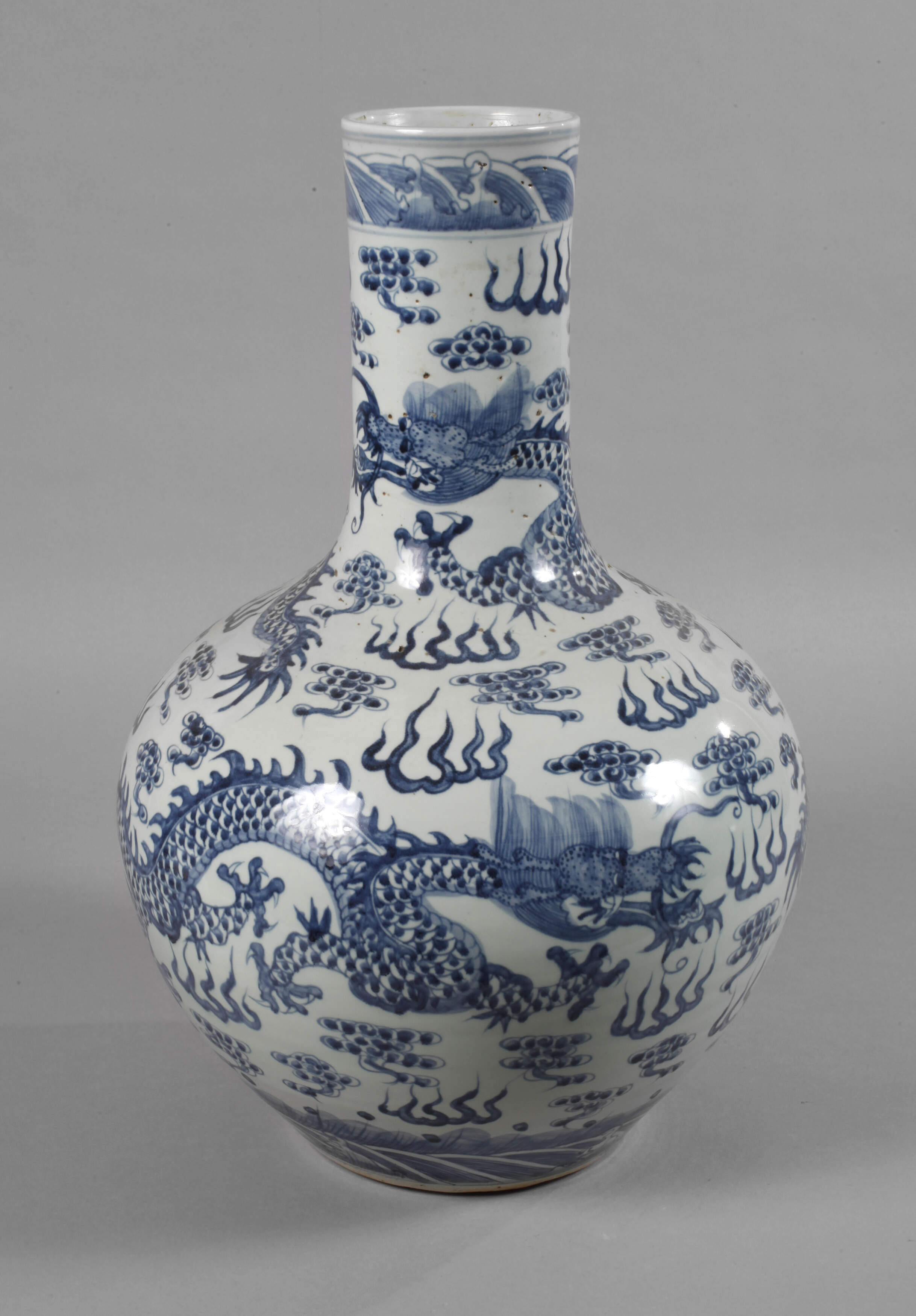 Sehr große Tianqiuping-Drachenvase