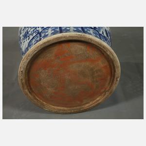 Sehr große Deckelvase "Phönixe im Schatten des Wutong-Baumes"