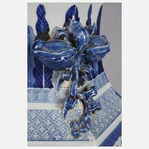 Paar große facettierte Balustervasen