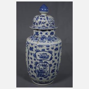 Paar riesige Deckelvasen