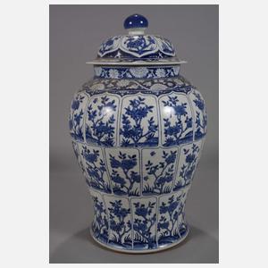 Paar große Deckelvasen