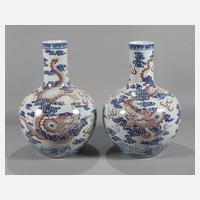 Paar bichrome Tianqiuping-Drachenvasen111