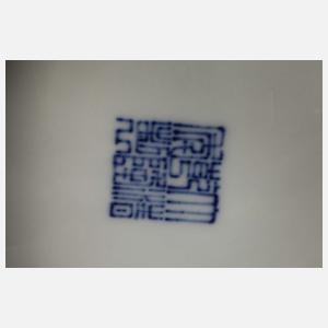 Große facettierte Balustervase