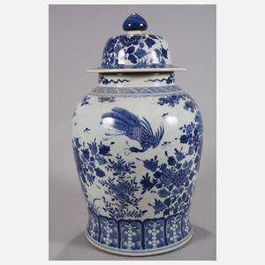 Sehr große Deckelvase "Phönixe im Schatten des Wutong-Baumes"