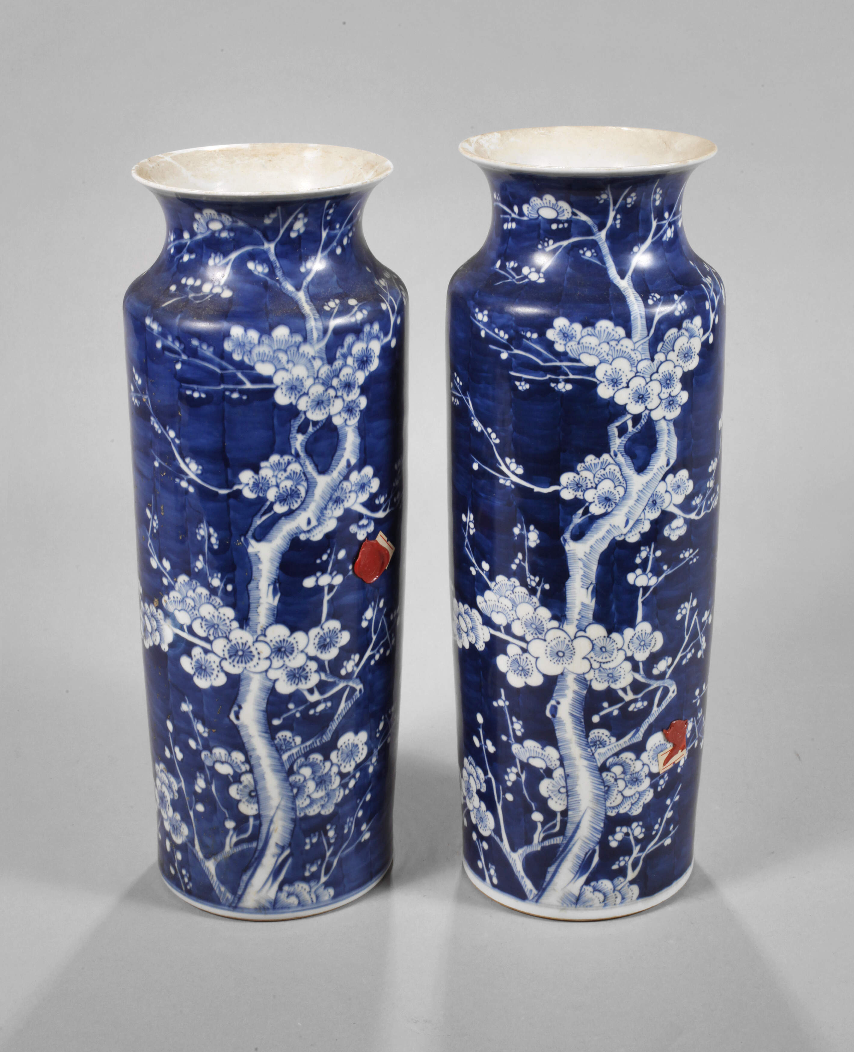 Paar Pflaumenblüten-Rouleauvasen