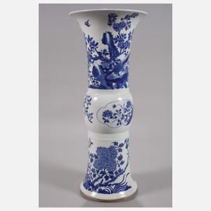 Paar große GU-Vasen mit Blumen-Vogel-Dekor