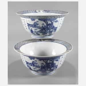 Paar große Klapmuts-Schalen